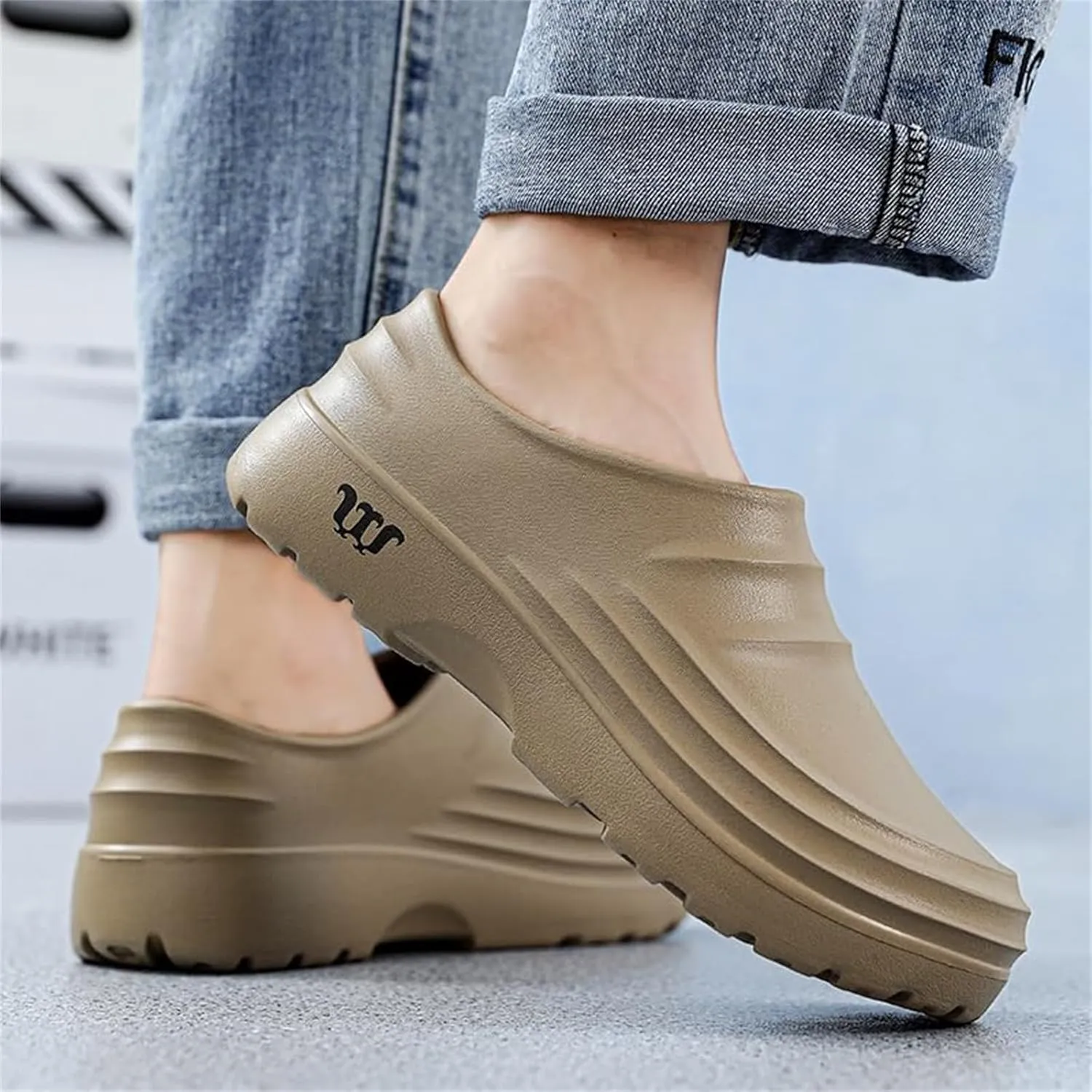Armadillo Clogs Nurses Shoes for Women Men Non Slip Work Shoes Women Food Service Chef Shoe for Men Non Slip Kitchen Shoe Clogs Oil Resistant Nursing Arch Support Waterproof Wide Width Sneakers Garden